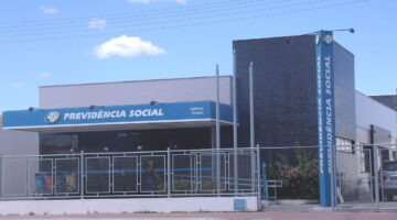 Acúmulo de benefícios no INSS: alguns segurados podem receber pagamentos em dobro; entenda