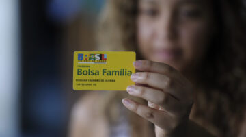 Bolsa Família: 13º salário NÃO deve ser pago em 2020; entenda
