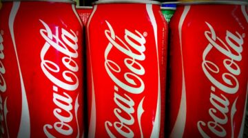 Coca-Cola: é verdade que 1ª versão do refrigerante tinha cocaína?