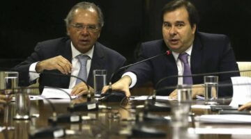 Reforma administrativa SUSPENSA? Entenda o contexto