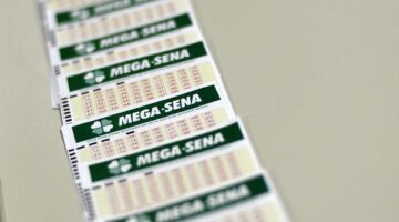 Mega-Sena acumulada: saiba quanto rende prêmio de R$ 12 milhões na poupança