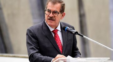 Presidente do STJ divulga salários de ministros e servidores