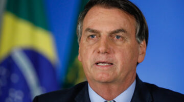 Bolsonaro sanciona lei que viabiliza privatização da Eletrobras