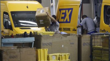 Em meio à proposta de privatização dos Correios, limite de pessoal é fixado