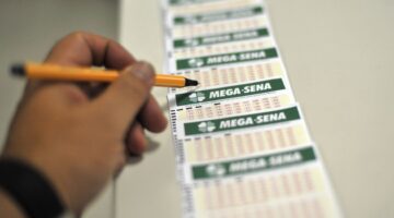 Mega-Sena acumulada: veja quanto rende prêmio de R$ 6 milhões pela poupança