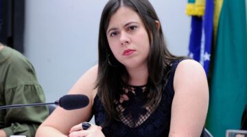 Comissão da Câmara aprova meia-entrada a quem tem doença crônica ou grave