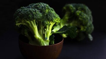 Por que é necessário branquear os vegetais antes de congelá-los?