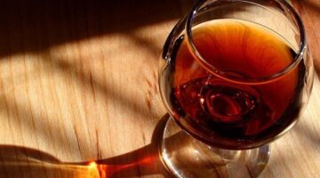 5 curiosidades sobre o conhaque que você ainda não conhecia