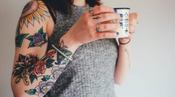 Dói para tatuar? Confira as partes que são menos e mais doloridas do corpo