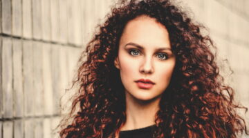 É possível fazer com que o cabelo cresça mais rápido? Descubra AQUI