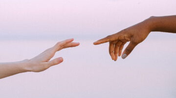 5 sinais de que você precisa “terminar” uma amizade que te faz mal