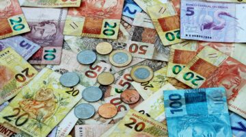 Bolsa Família: pagamento extra de R$ 150 por criança deve ser liberado em 60 dias