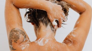 Um shampoo para cada tipo de cabelo: será que faz diferença mesmo?
