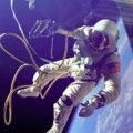 Astronautas NÃO PODEM fazer essas 7 coisas quando estão no espaço