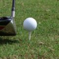 Por que as bolinhas de golfe têm pequenas ondulações?