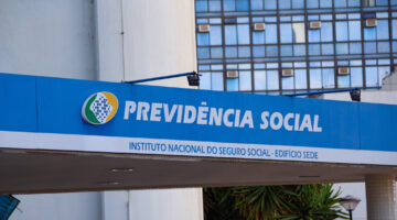 Robô do INSS é responsável por liberar um terço das aposentadorias