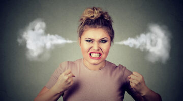 Como irritar cada signo: o que realmente os tira do sério?