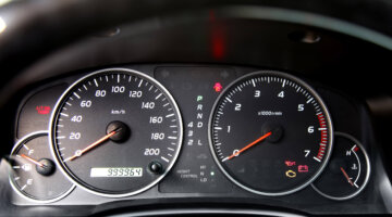 4 sinais de que a quilometragem do carro foi alterada