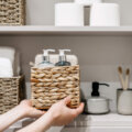 Organização de espaços pequenos: maximize sua casa com estilo