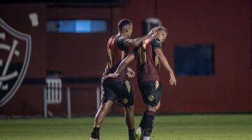 Daniel Júnior garante empate heroico para o Vitória contra o Náutico na Copa do Nordeste